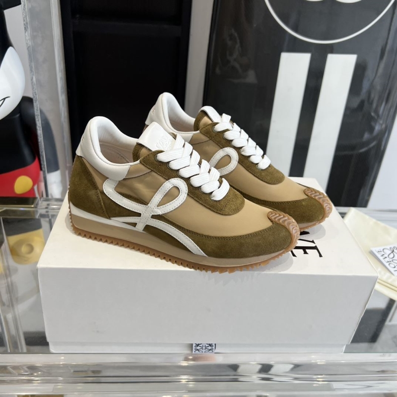 Loewe Sneakers